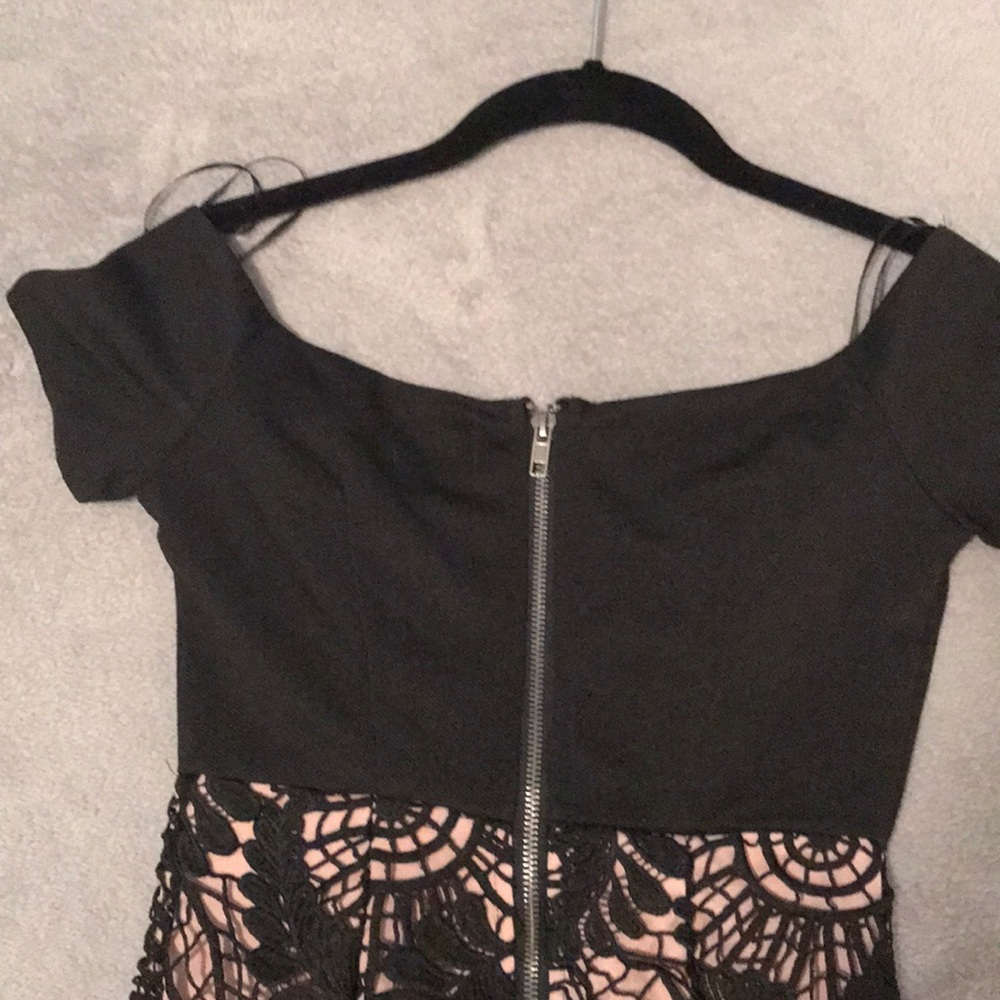 Dress - Picture 3 of 3